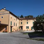 Stradivari 3*
