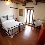 Stradivari 3*