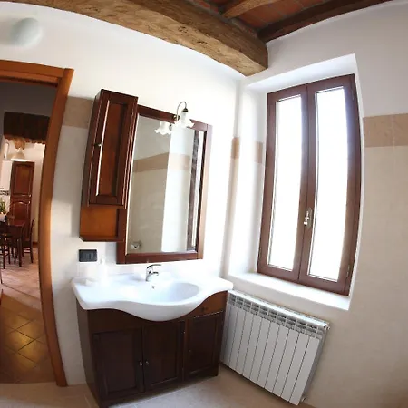 Oda ve Kahvaltı Stradivari Cremona