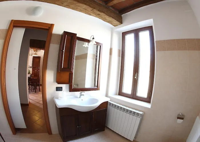 Oda ve Kahvaltı Stradivari