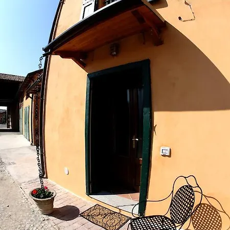 Bed and Breakfast Stradivari Κρεμόνα